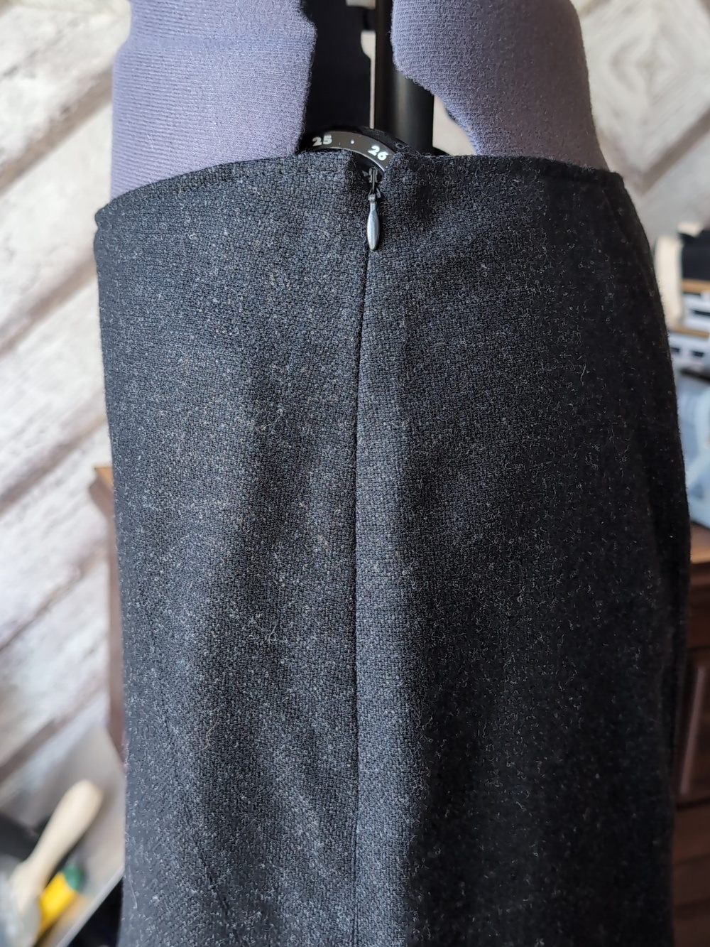 Chic Black Two-Piece Jacket and Skirt Set - Picture 12 of 17